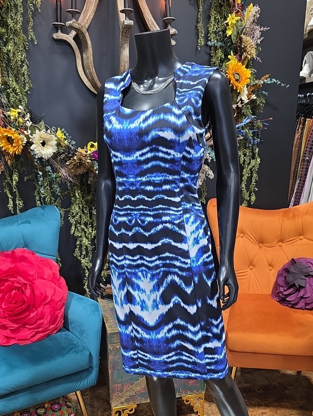 Jennifer Lopez Blue and Black Wave Print Midi Dress